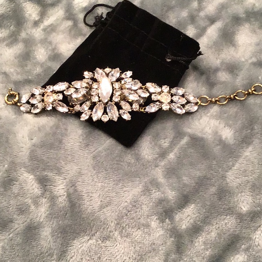 Gold/ crystal bracelet